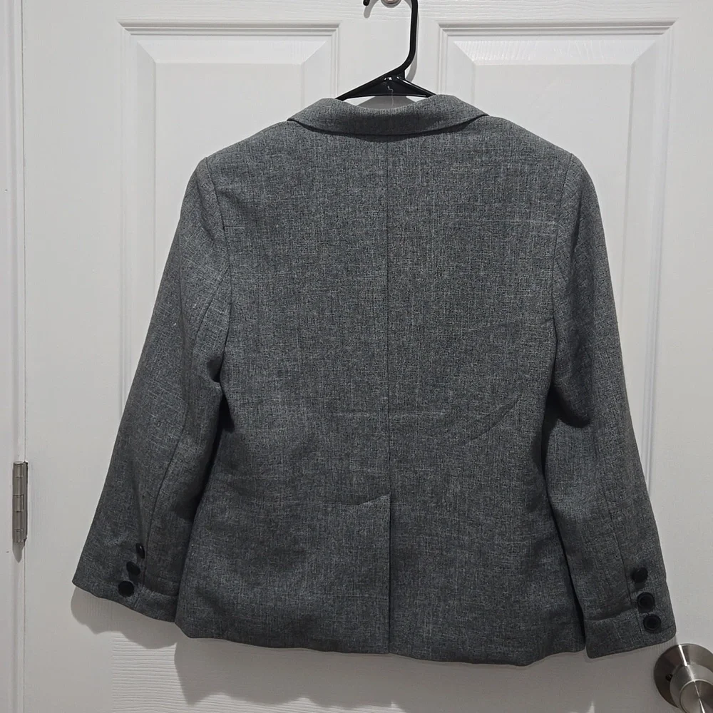 BDG women's gray, fully lined jacket, two front pockets,  button down. S…